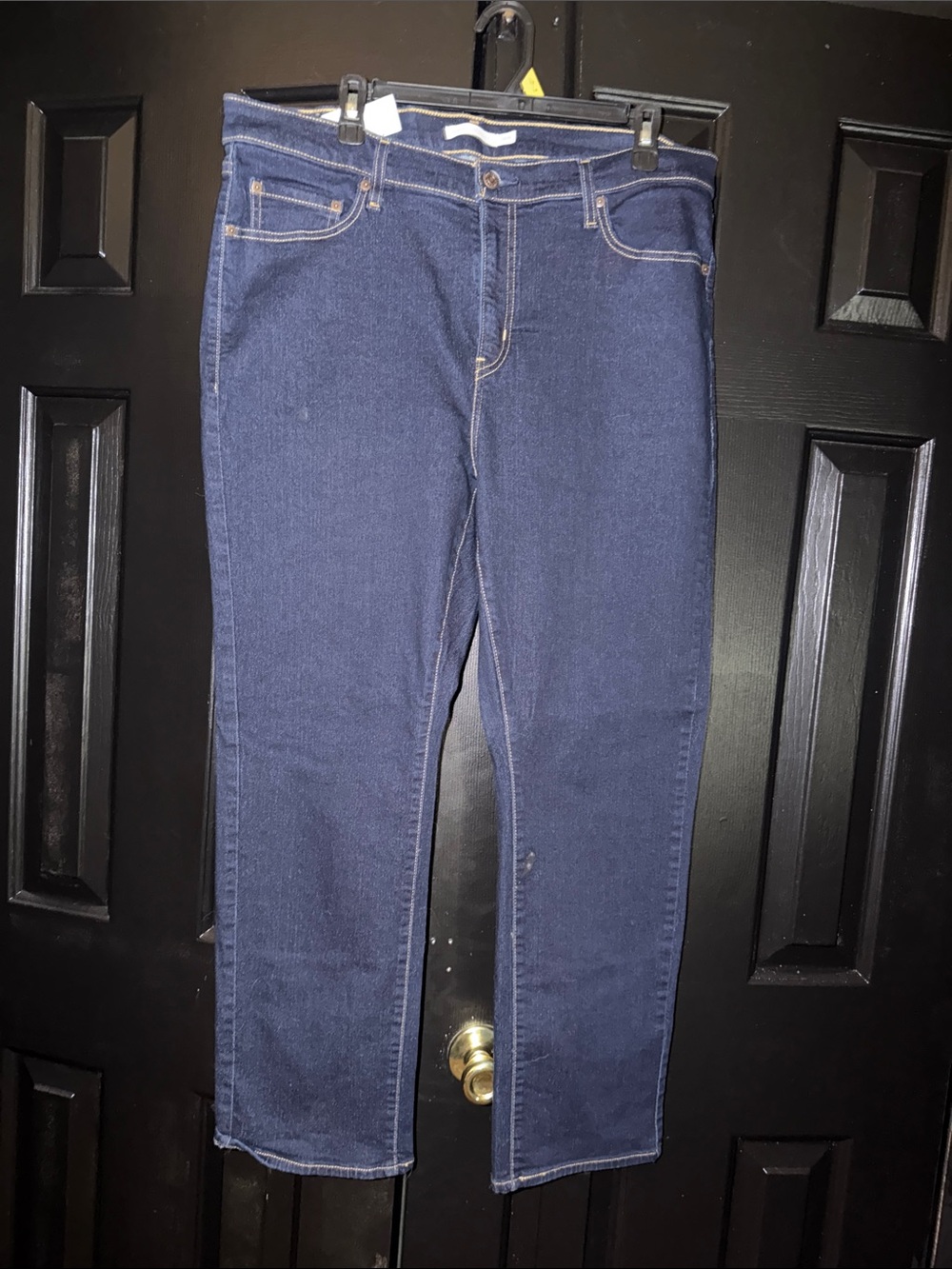 Women's Straight-Leg Jeans in Dark Blue